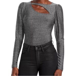 n:PHILANTHROPY Delia Top  